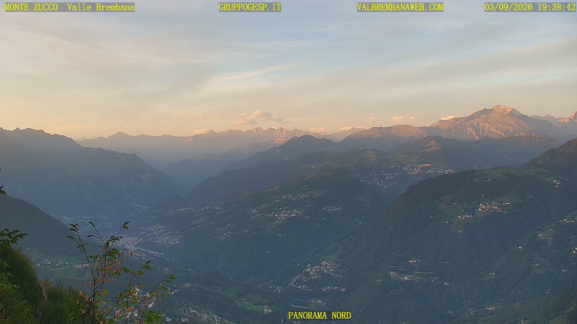 Dal Monte Zucco (1232 m) vista su San Pellegrino Terme -San Giovanni Bianco e le Orobie di Val Brembana