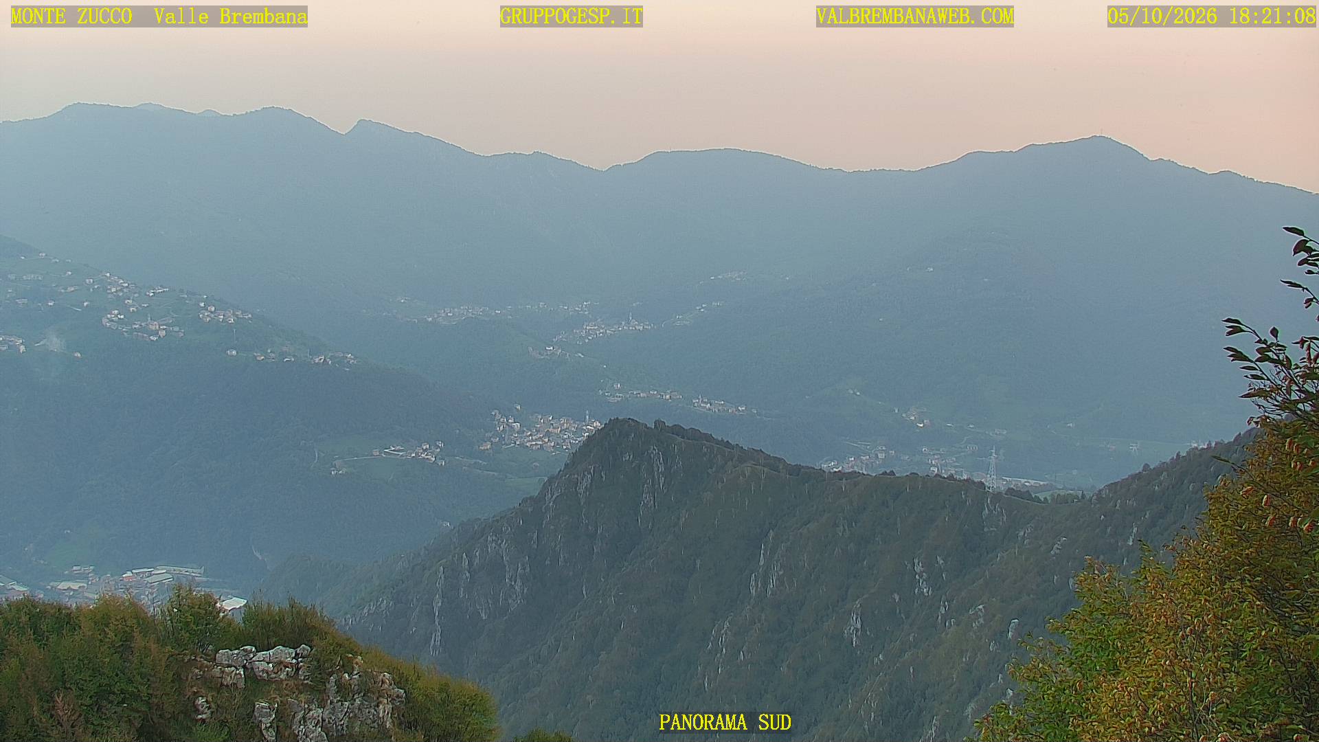 Panoramica sulle Orobie verso sud